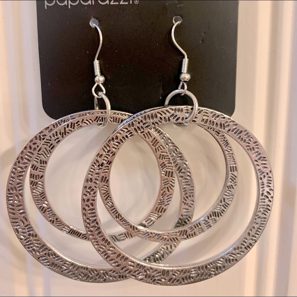 Paparazzi Silver Circles Earrings